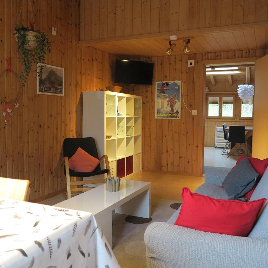 Ferienwohnung Lindenheim カンデルシュテッグ エクステリア 写真